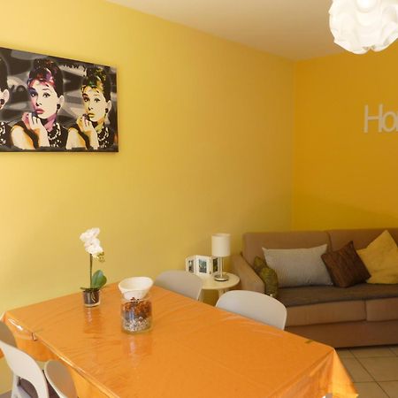 Ferienwohnung Gallo Mit Ueberdachter Terrasse Parkplatz 100 Mtr Z Strand Cannobio Esterno foto