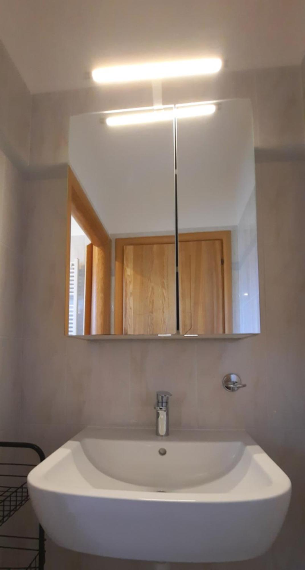 Ferienwohnung Gallo Mit Ueberdachter Terrasse Parkplatz 100 Mtr Z Strand Cannobio Esterno foto